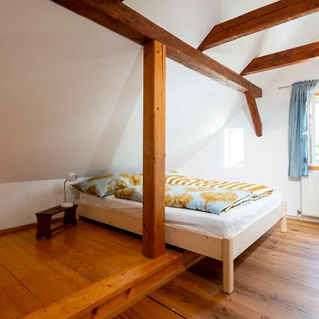 Apartments Sopherl - By Mynests Aich  Extérieur photo