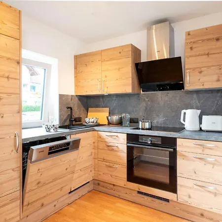 Apartments Sopherl - By Mynests Aich  Extérieur photo